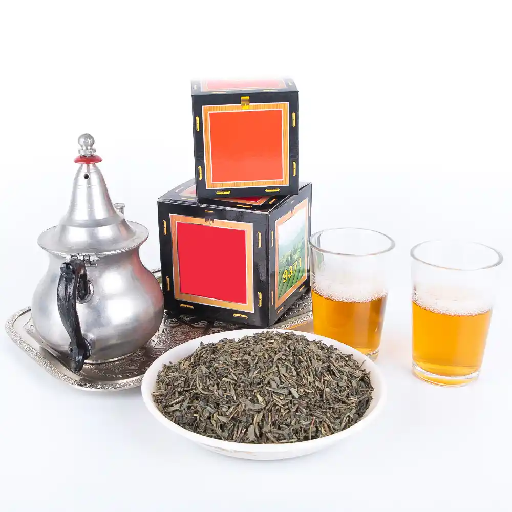 colorful box packed for chun mme tea 9371B with rich foam tea soup